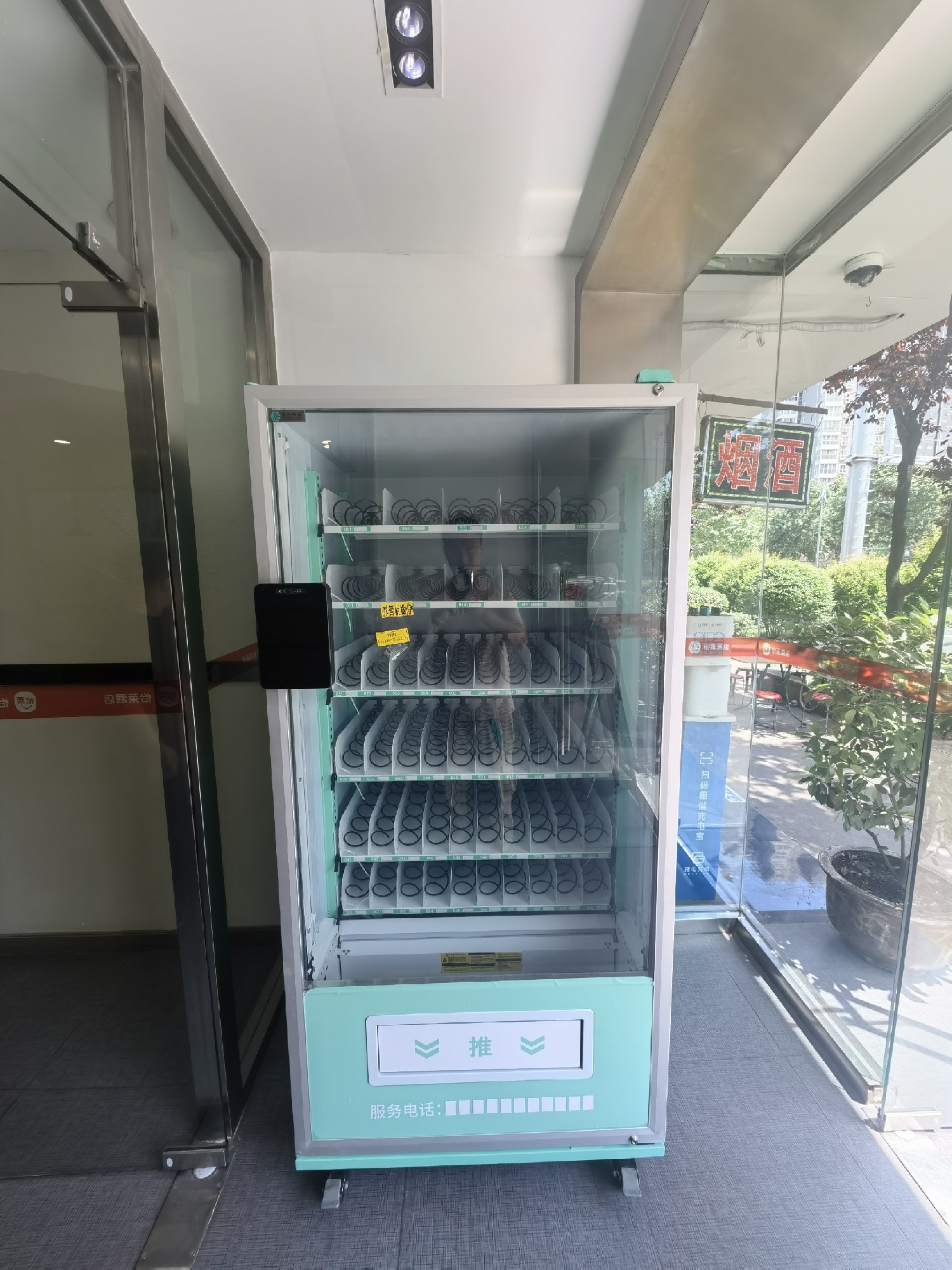別小看自動售貨機，它的盈利模式超乎想象！