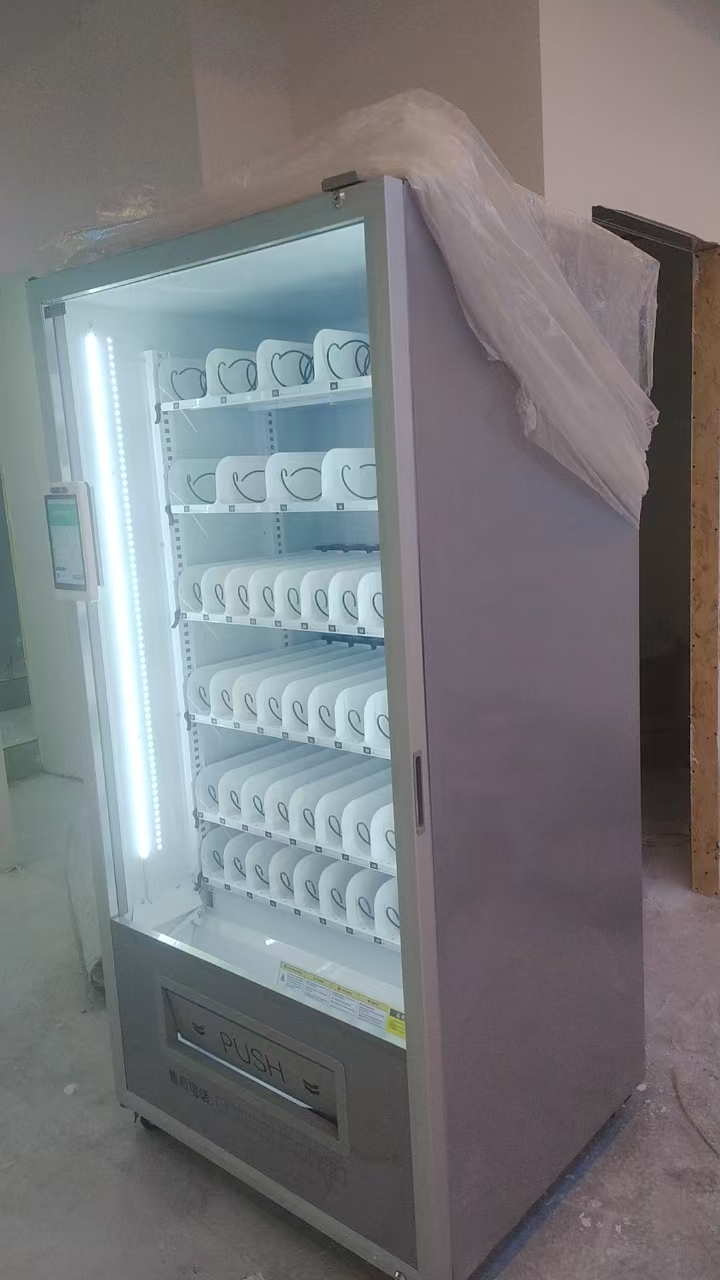 智購科技自動售貨機和便利店相比，優勢在哪？